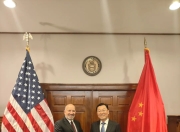 谢锋大使会见美国商务部长卢特尼克