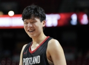 填满数据栏NBA夏联：开拓者33分胜勇士杨瀚森首秀惊艳击碎质疑